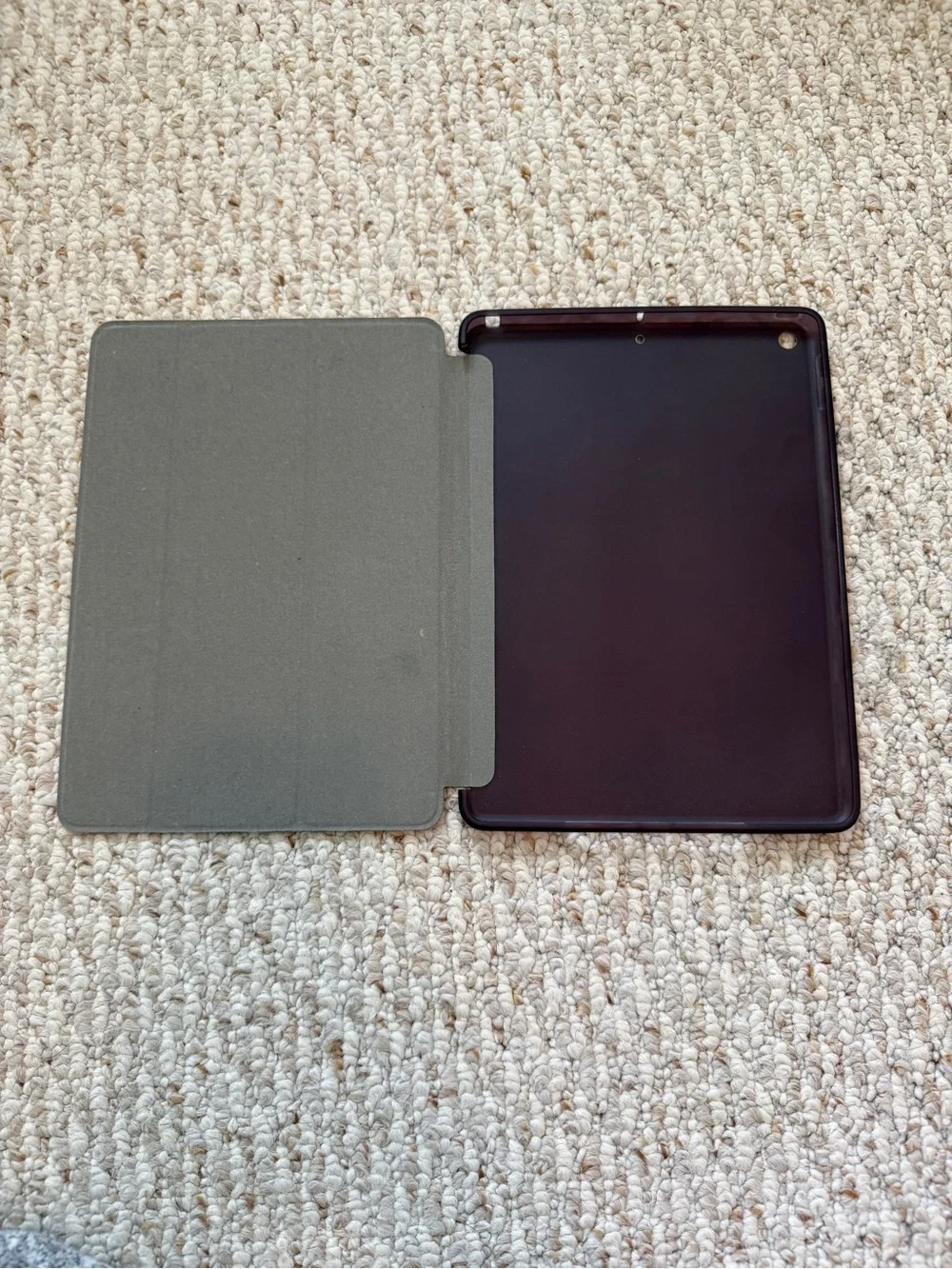 Cute Ghost & Autumn Leaves iPad Case - Black